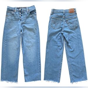 Levi’s Ribcage High Rise Ankle Straight Leg Jeans Women’s 24×23 Fray Button Fly